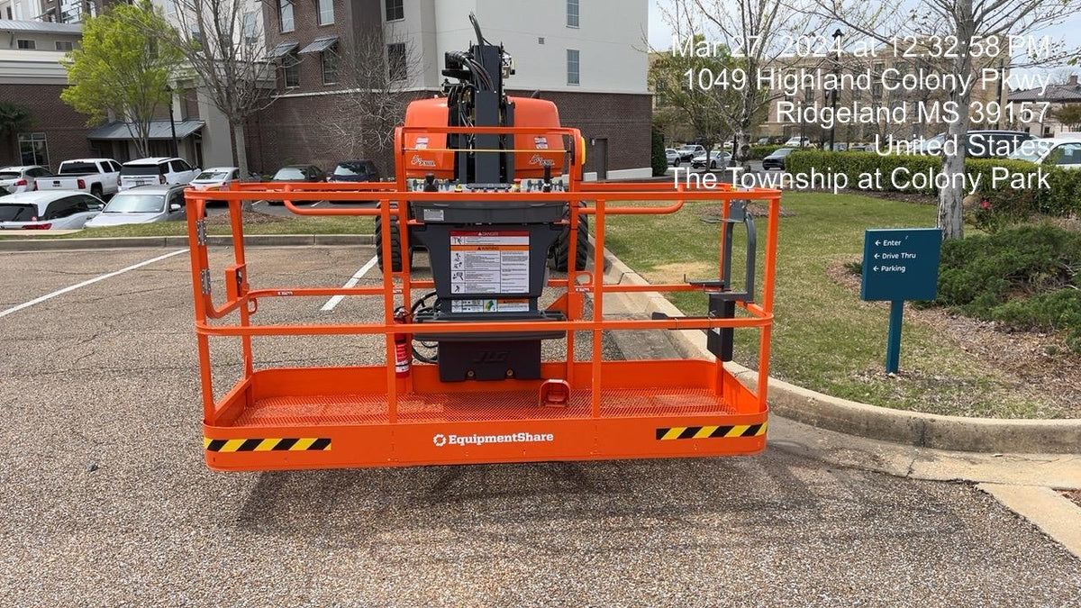 2024 JLG 660SJ