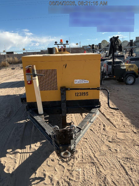 2021 Vac-Tron LP573XDT 500 Gallon Debris Tank w/ Hydraulic Tilt, two (2) 100 Gallon Water Tanks, Low Profile Torsion Axles (12,000 GVWR)