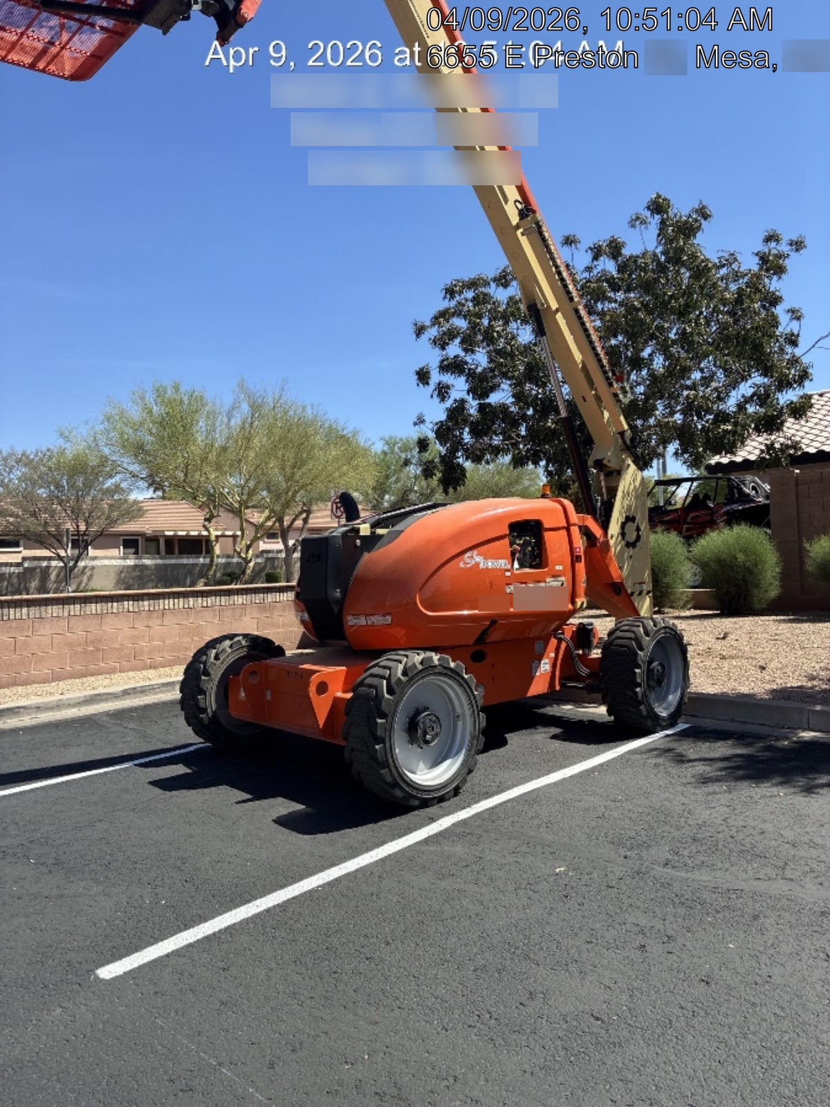 2022 JLG 600AJ
