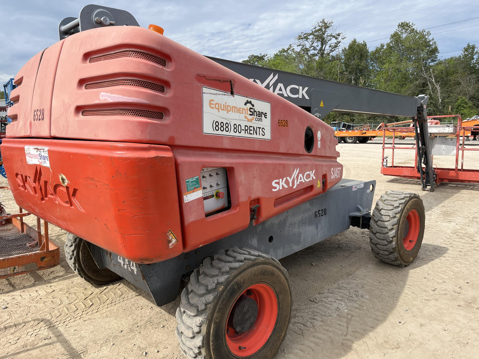 2017 Skyjack SJ45T+