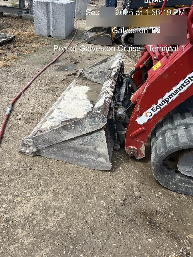 2023 TAKEUCHI TL12R2-CR