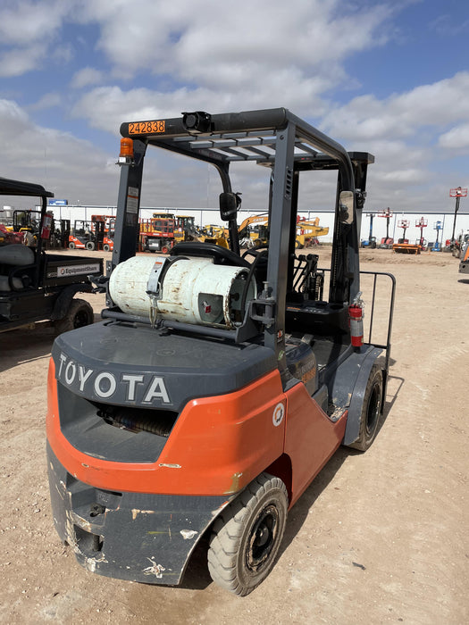 2022 TOYOTA 50-8FGU25