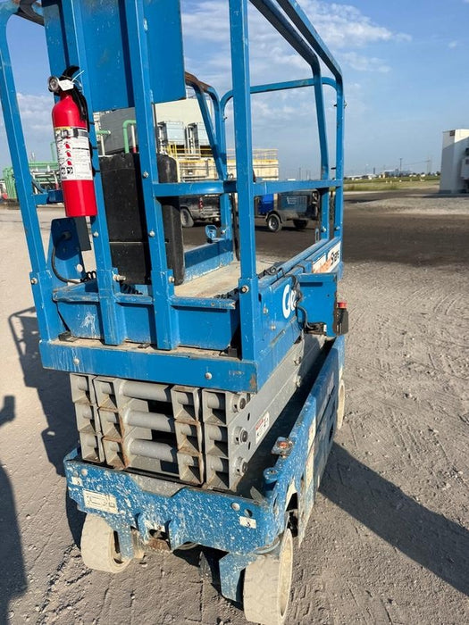 2018 Genie GS-1930 Genie GS-1930 w/Fixed Rail, Chain Entry