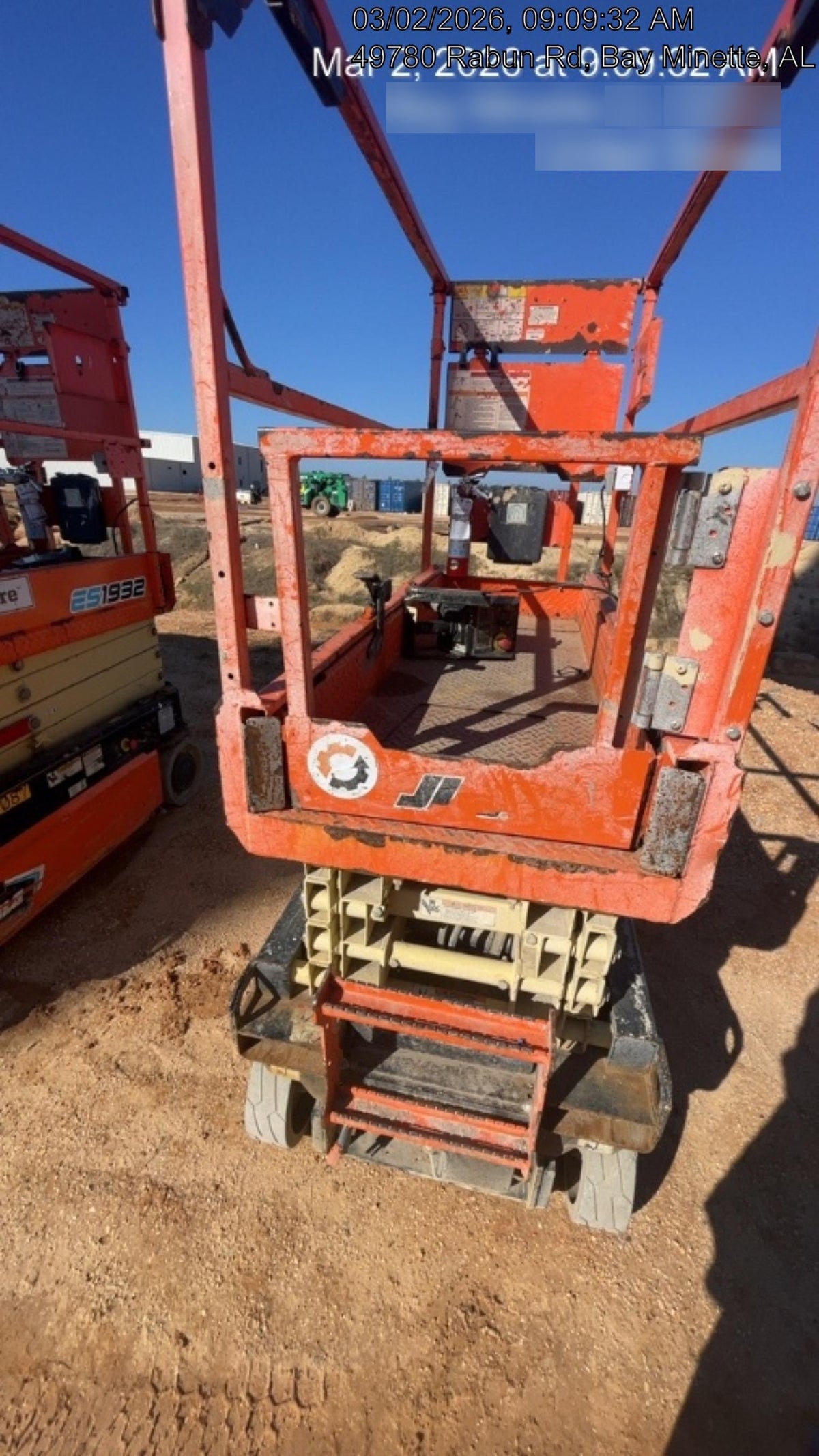 2021 JLG ES1932