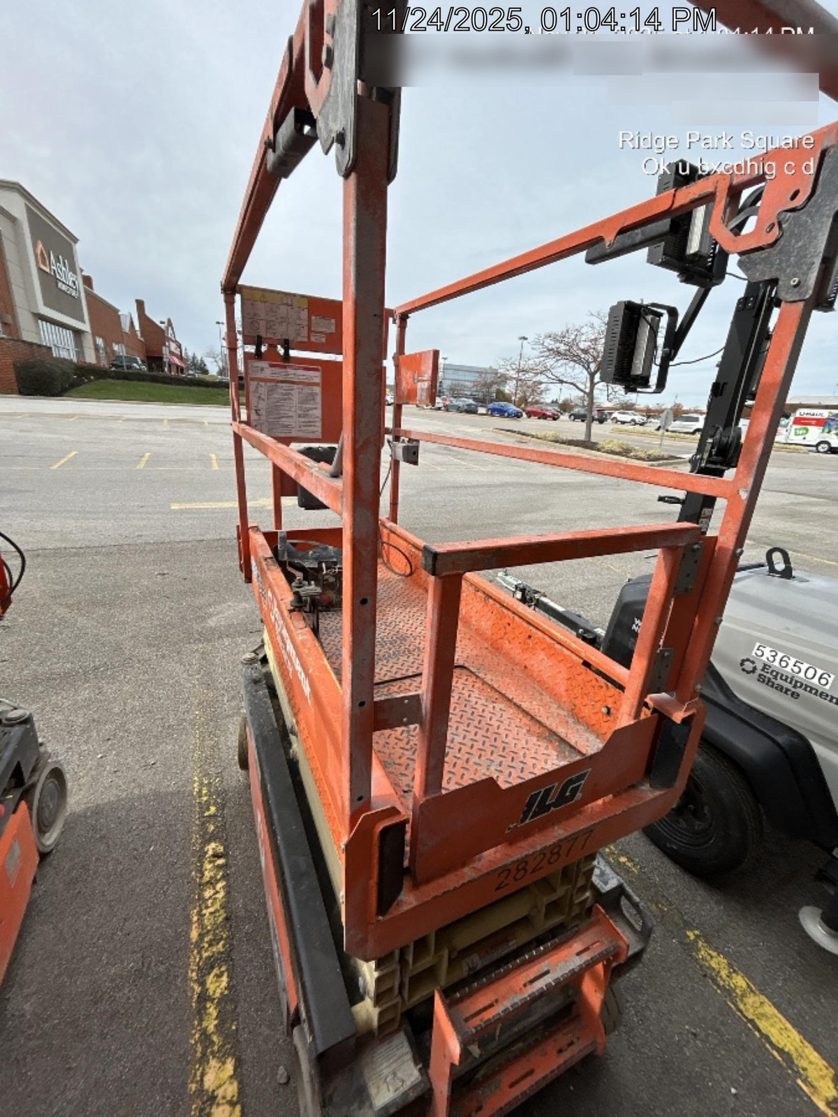 2022 JLG ES1932