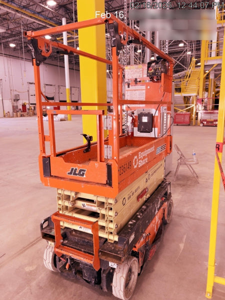 2022 JLG ES1932