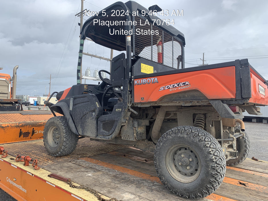2019 Kubota RTV-XG850WL-H 4wd Utility Cart, Gas, 2 Seat, LED Strobe, Windshield Tempered Glass, Plastic Canopy, Wire Harness Kit, Backup Alarm