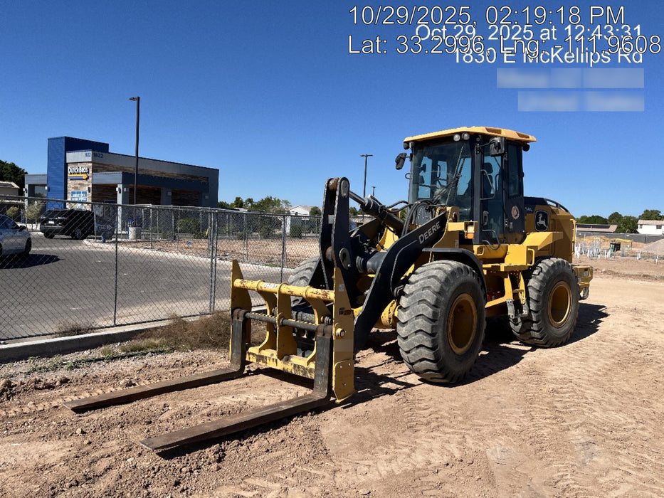 2020 JOHN DEERE 96" Loader Fork Carriage - John Deere