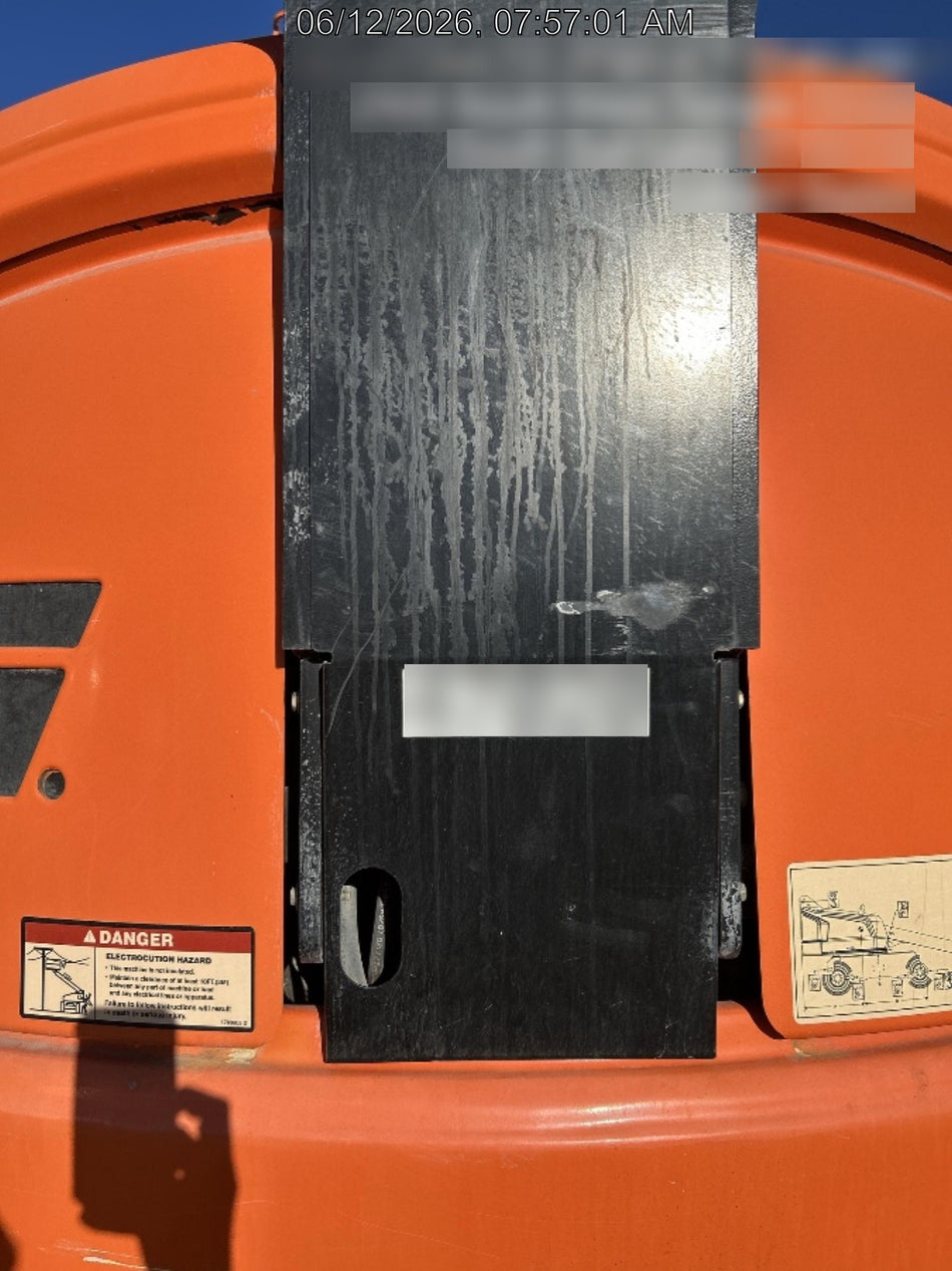 2019 JLG 400S