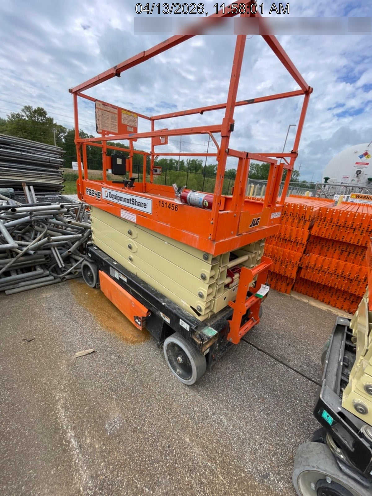 2021 JLG R3246