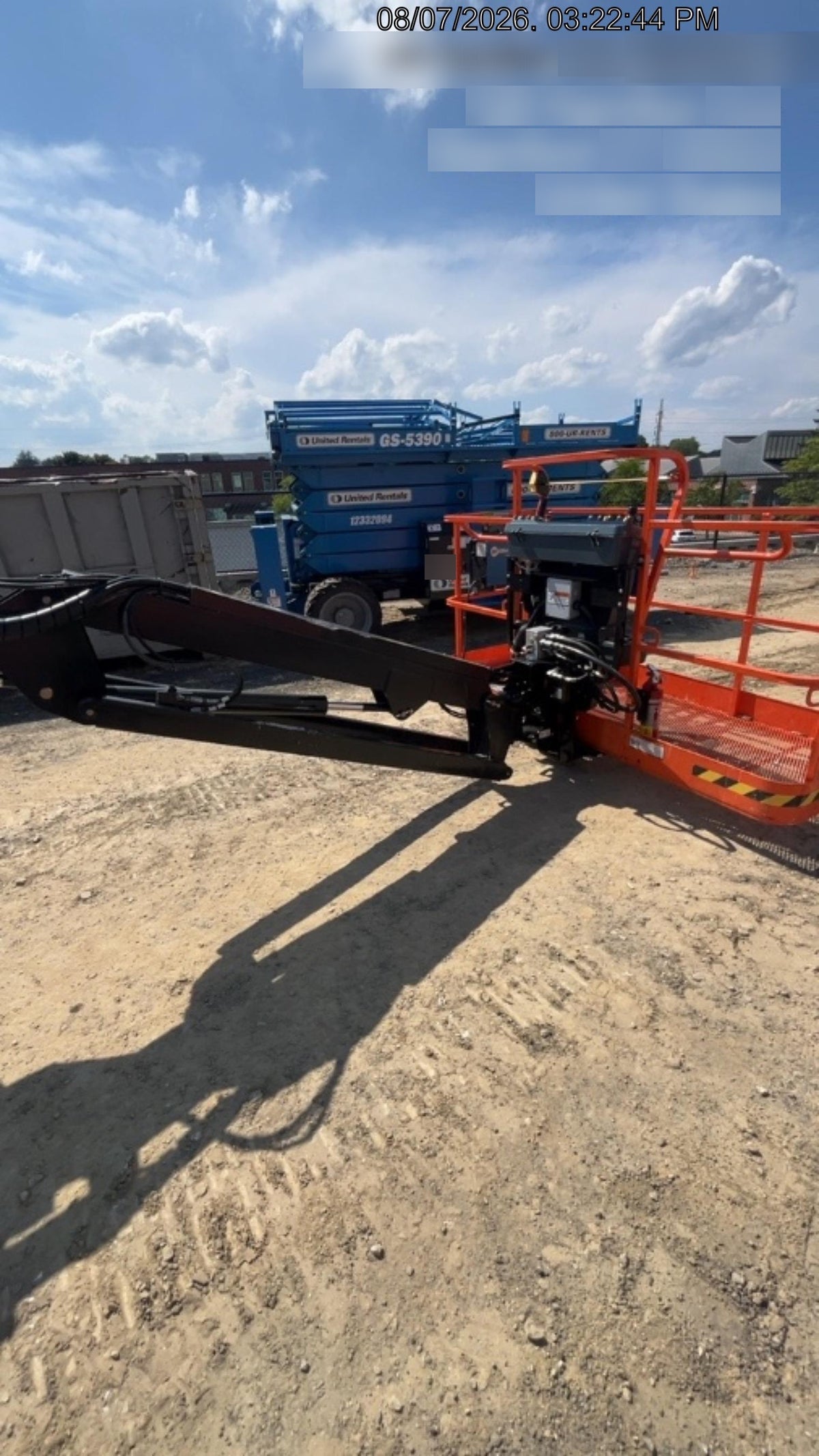 2025 JLG 660SJ
