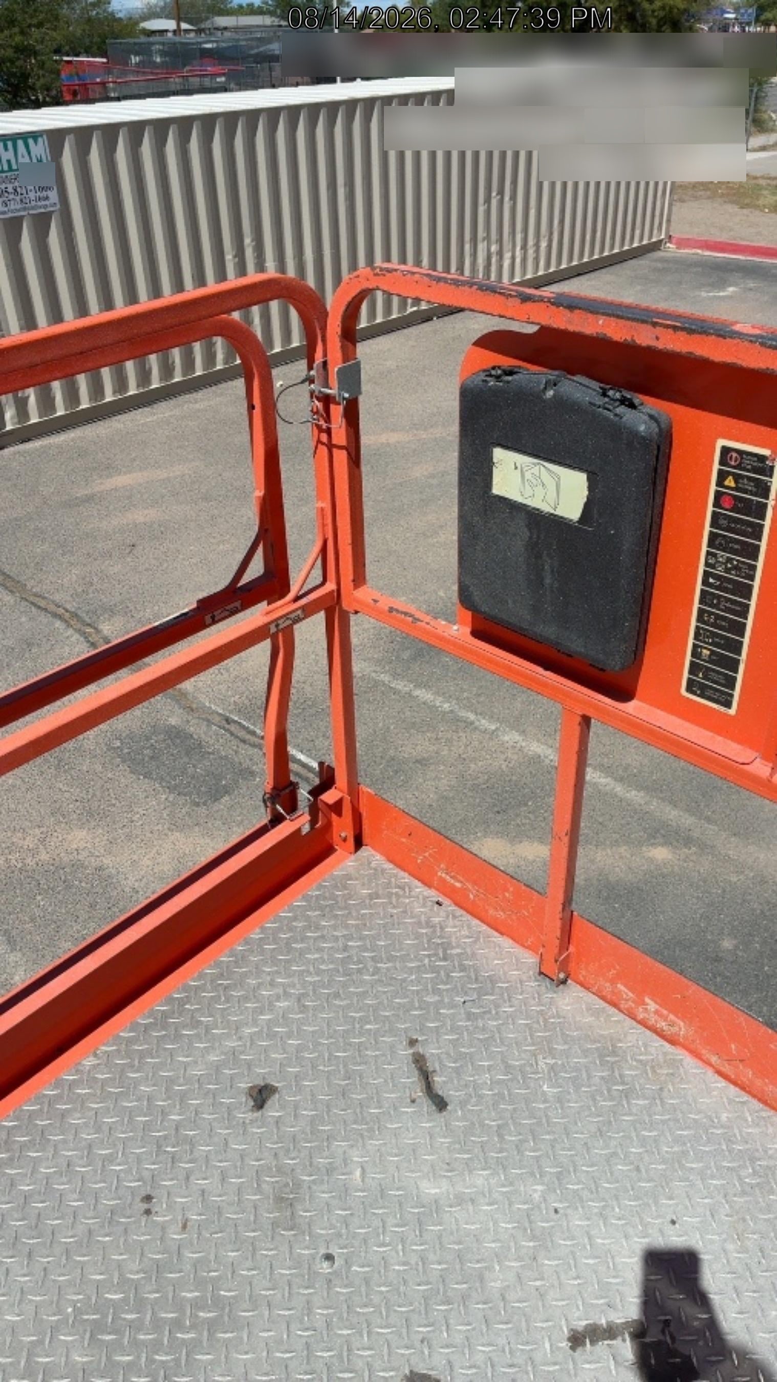 2023 JLG RT4394