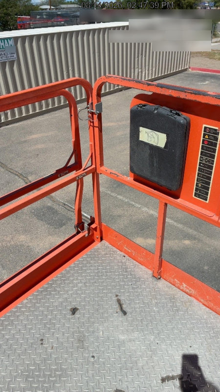 2023 JLG RT4394