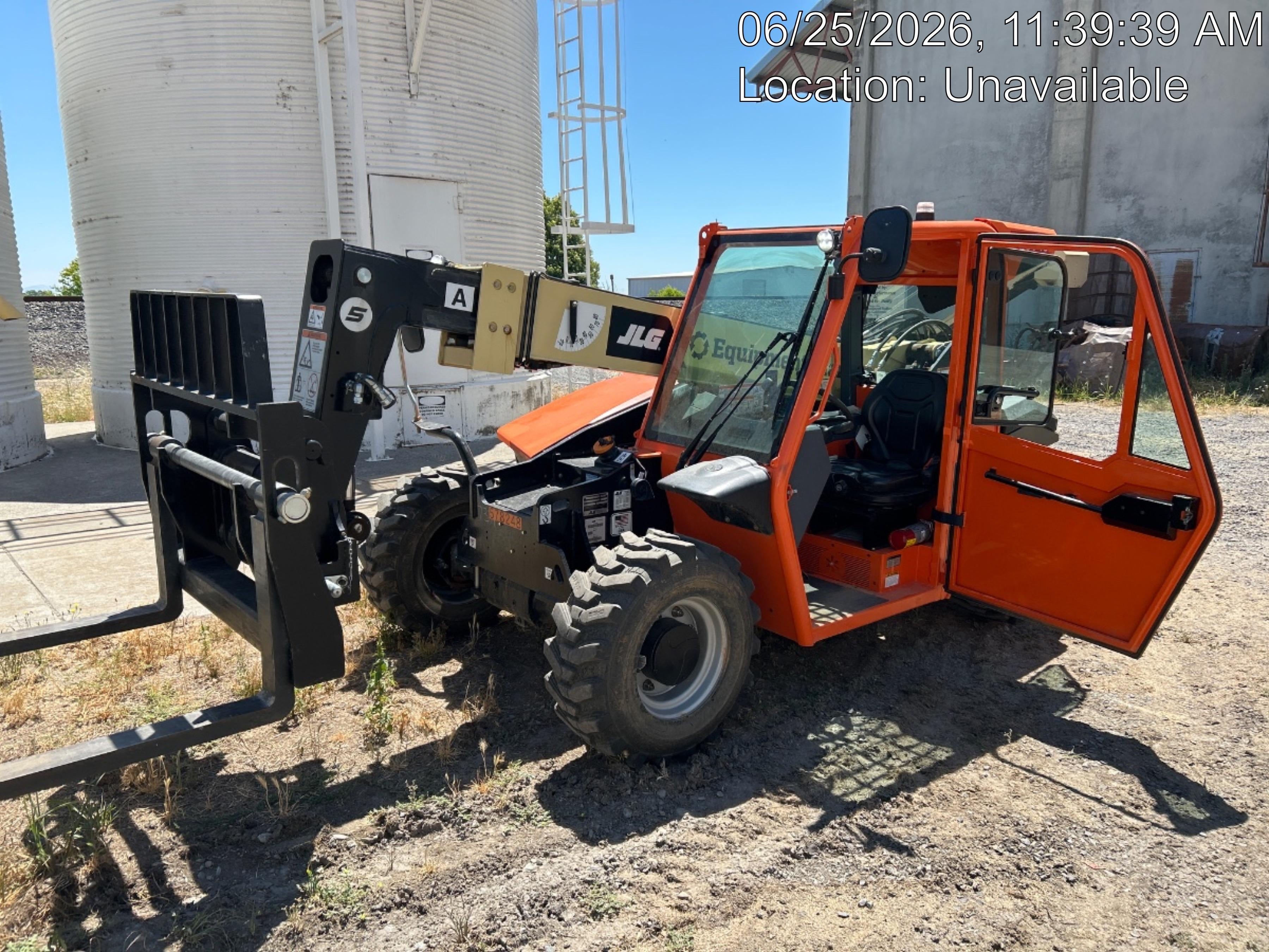 2025 JLG 519