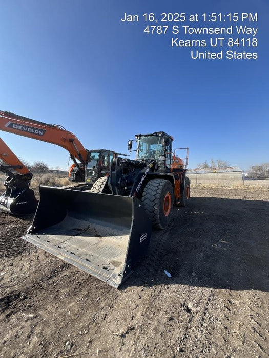 2021 DOOSAN DL320-7