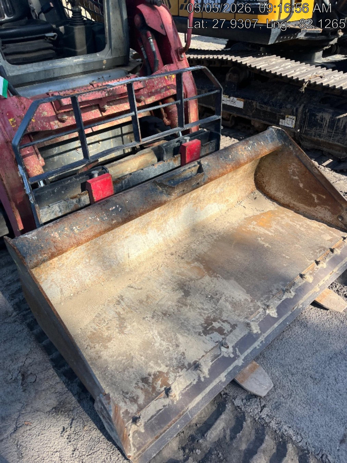 2024 ARROW MATERIAL HANDLING 24" Pallet Fork Frame