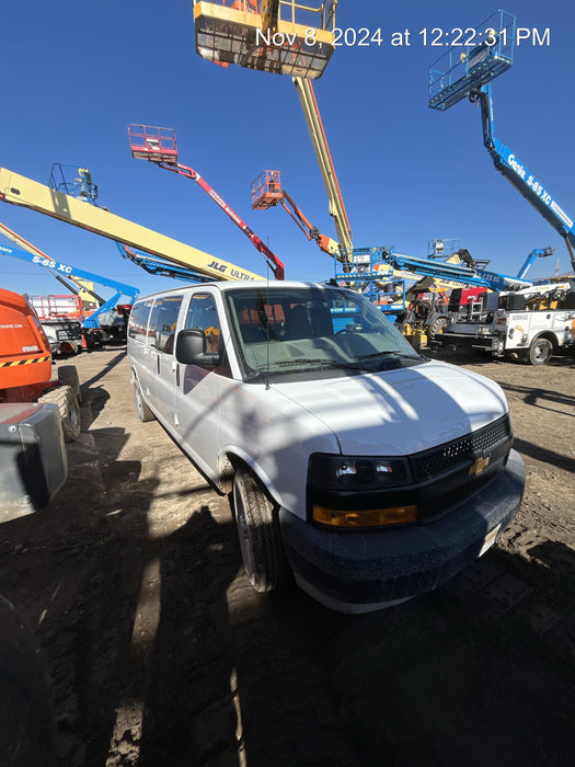 2023 CHEVROLET Express Van - Rental