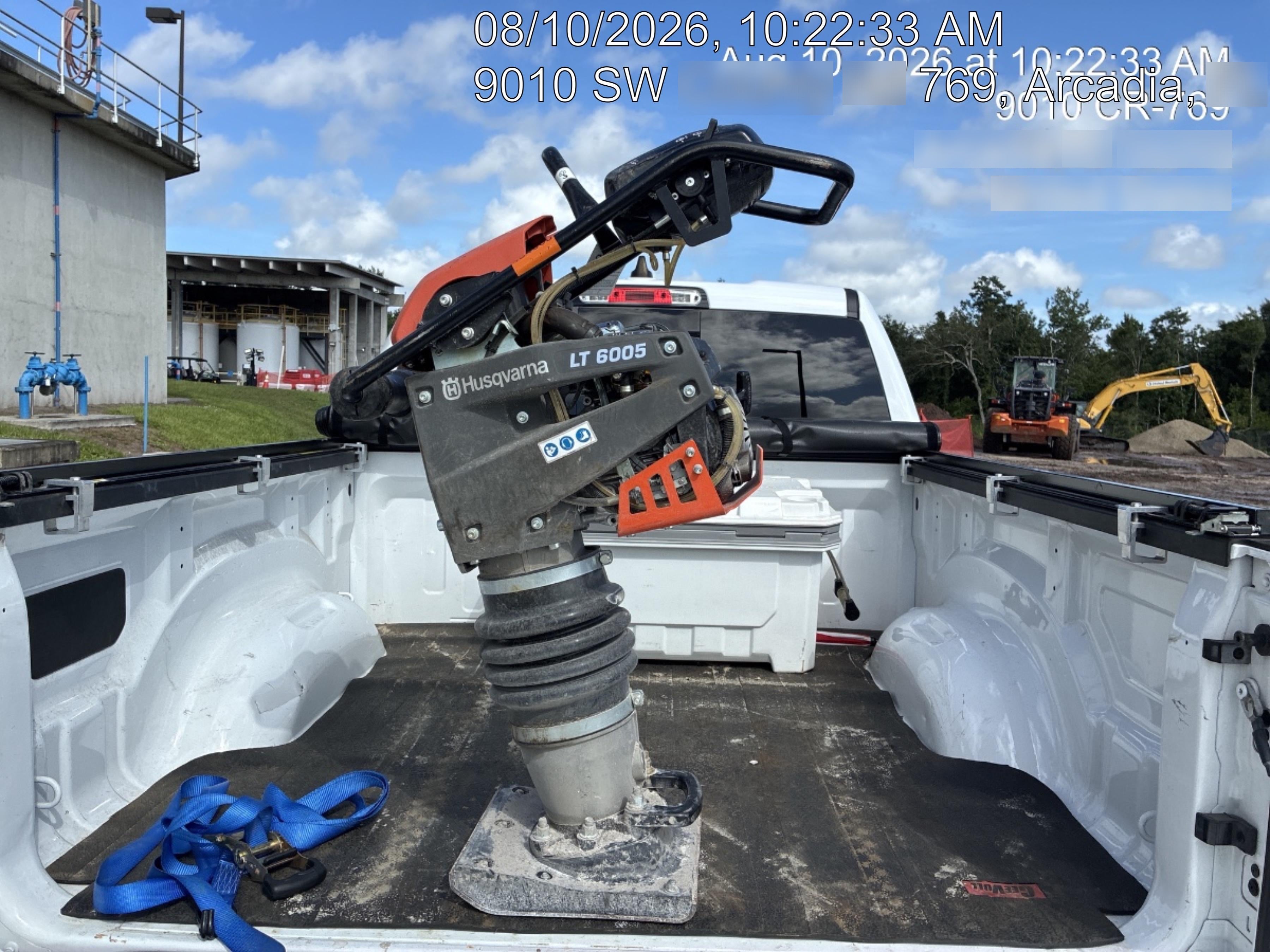2024 HUSQVARNA LT6005