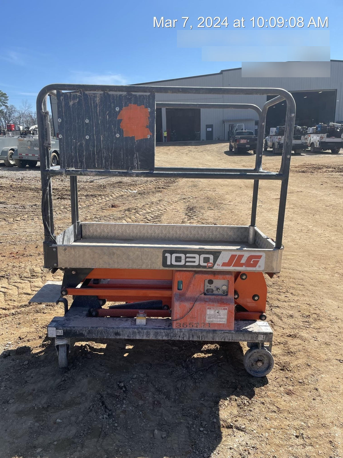 2023 JLG 1030P