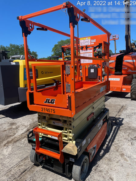 2022 JLG ES1932