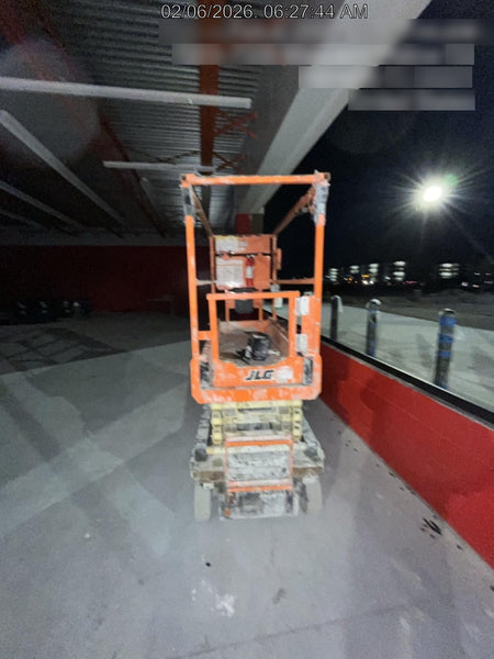 2023 JLG ES1932