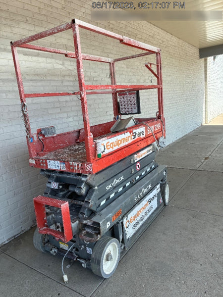 2018 Skyjack SJIII-3219 Skyjack SJIII3219 Scissor Lift w/Trojan Batteries