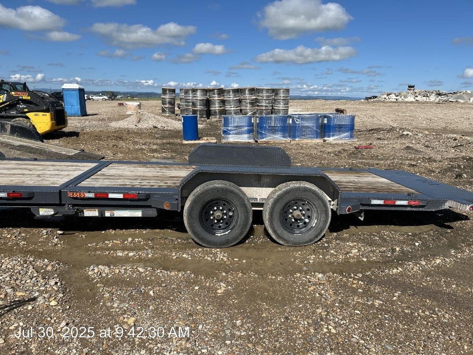 2024 IRONBULL 22' Tiltbed