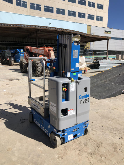 2020 GENIE GR-20