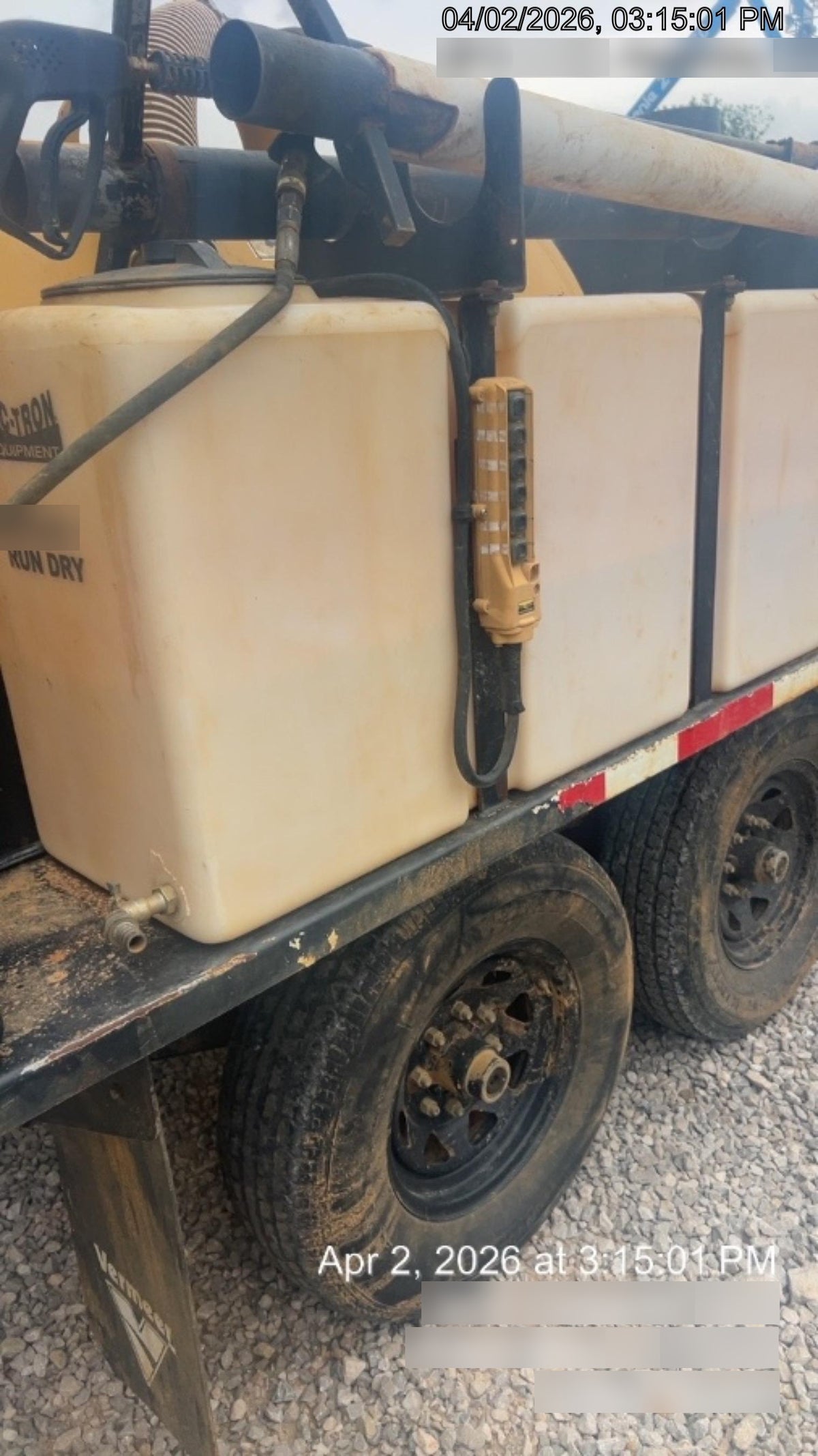 2019 Vac-Tron LP573XDT 24Hp Kohler Diesel, 500 Gal Debris Tank, 500 CFM Vacuum Pump, x2 100 Gal Water Tanks