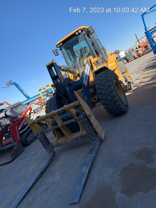 2020 JOHN DEERE 96" Loader Fork Carriage - John Deere
