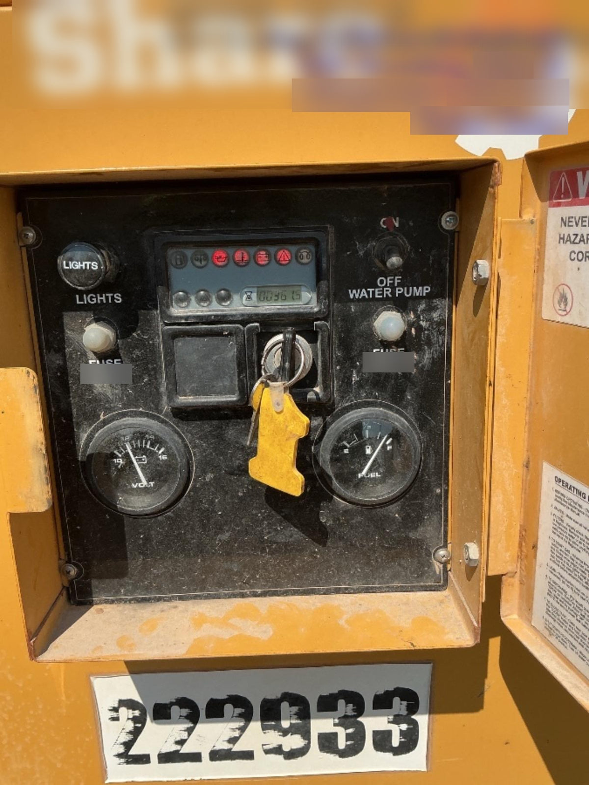 2022 VAC-TRON LP573XDT