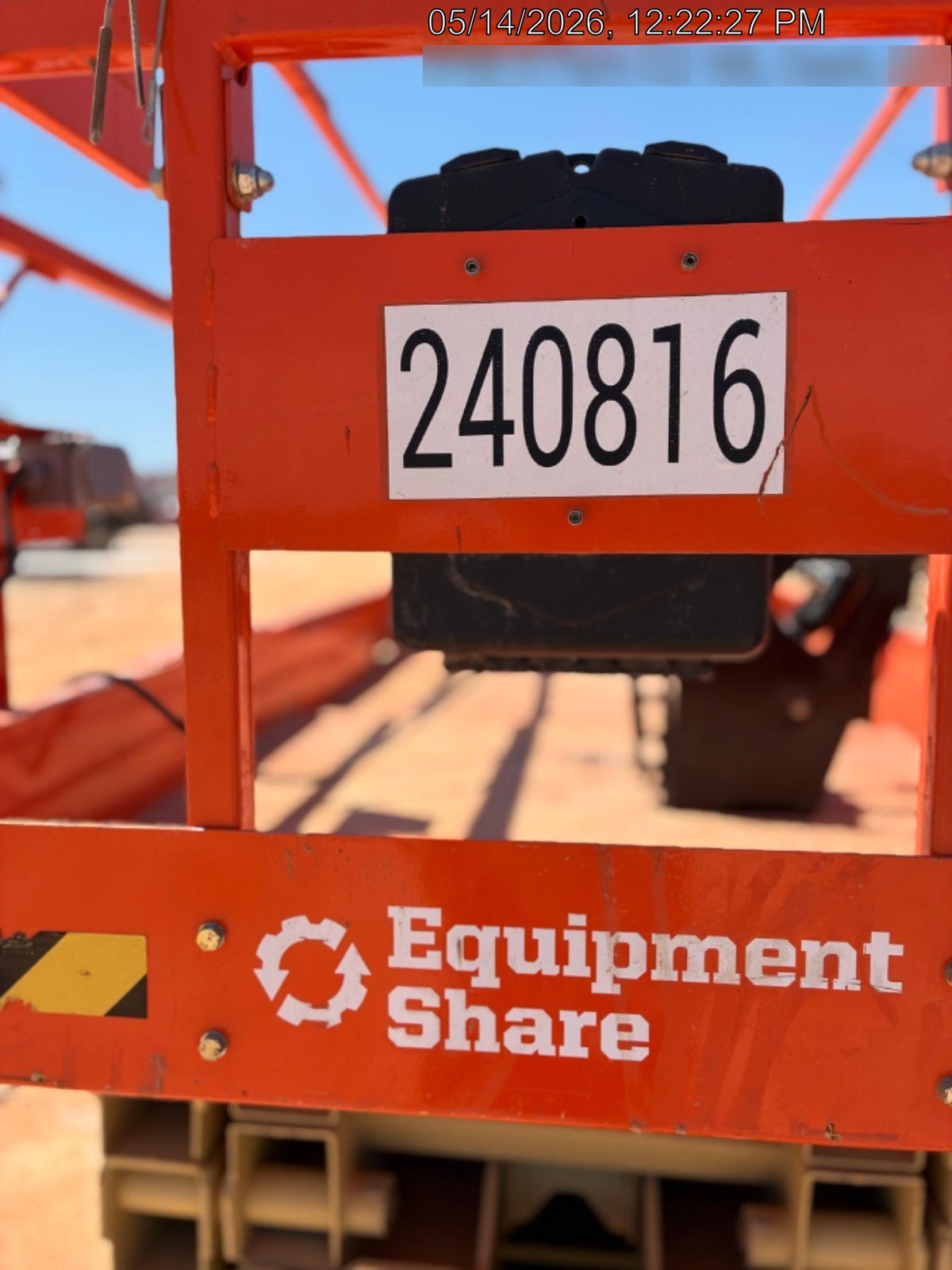 2022 JLG ES3246