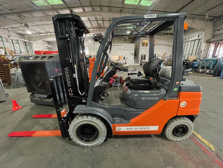 2022 TOYOTA 50-8FGU25
