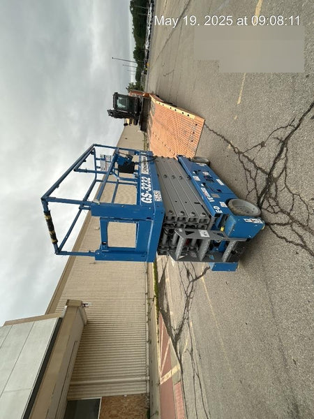 2022 GENIE GS-3232