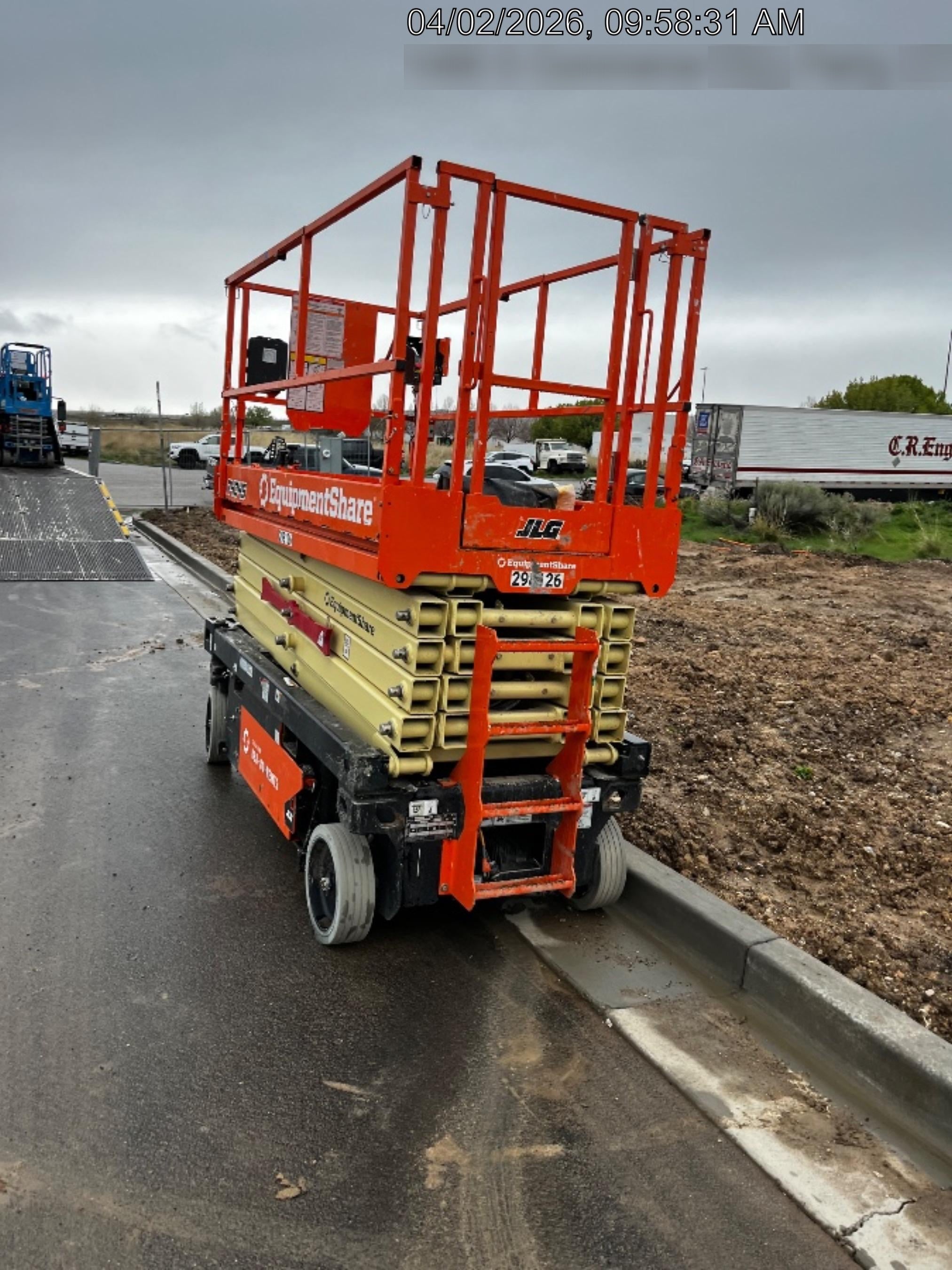 2023 JLG R4045