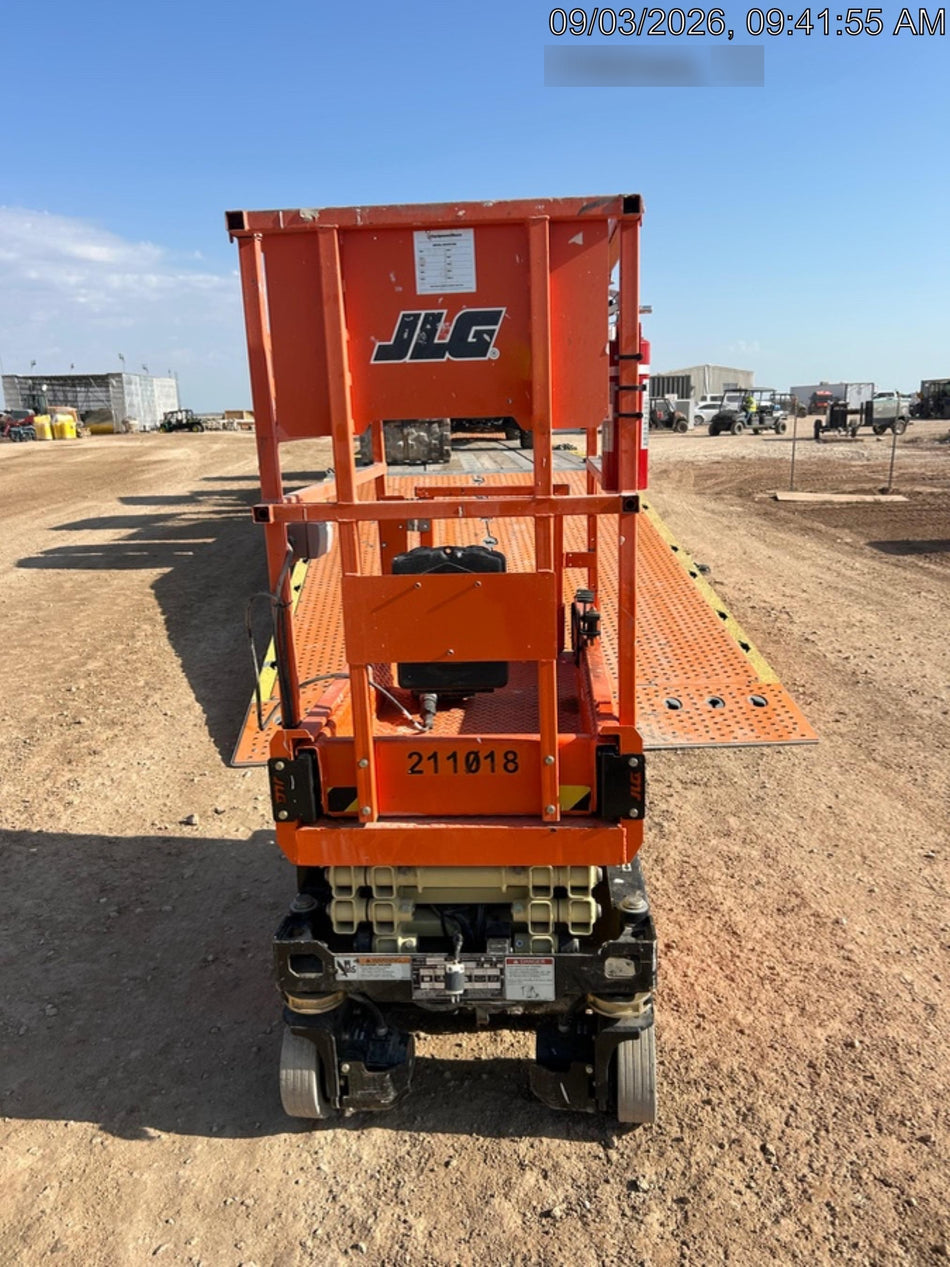 2022 JLG ES1330L