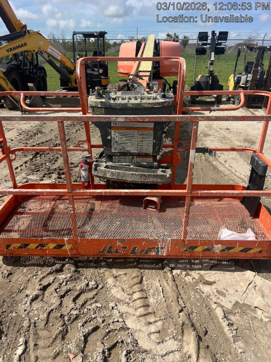 2021 JLG 660SJ