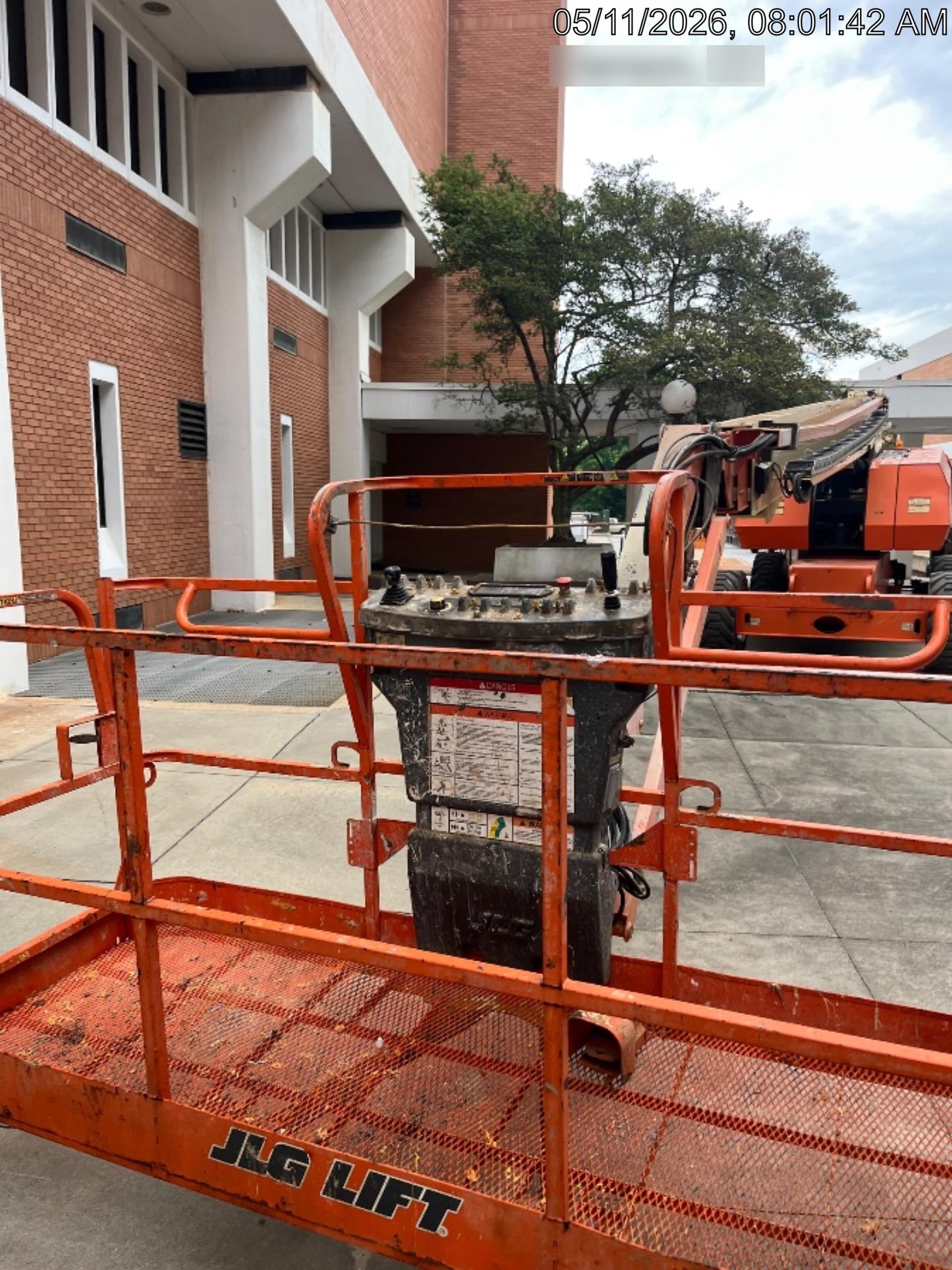 2019 JLG 860SJ