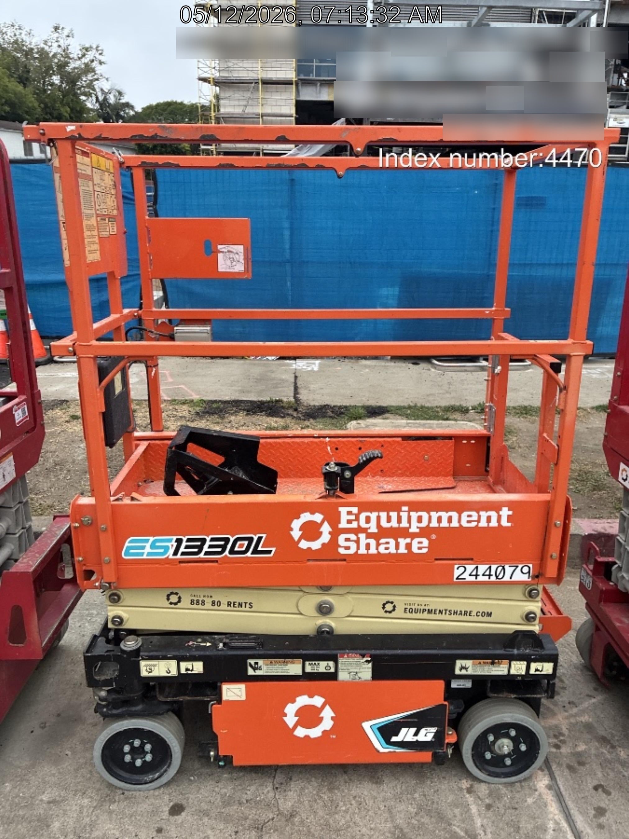 2022 JLG ES1330L
