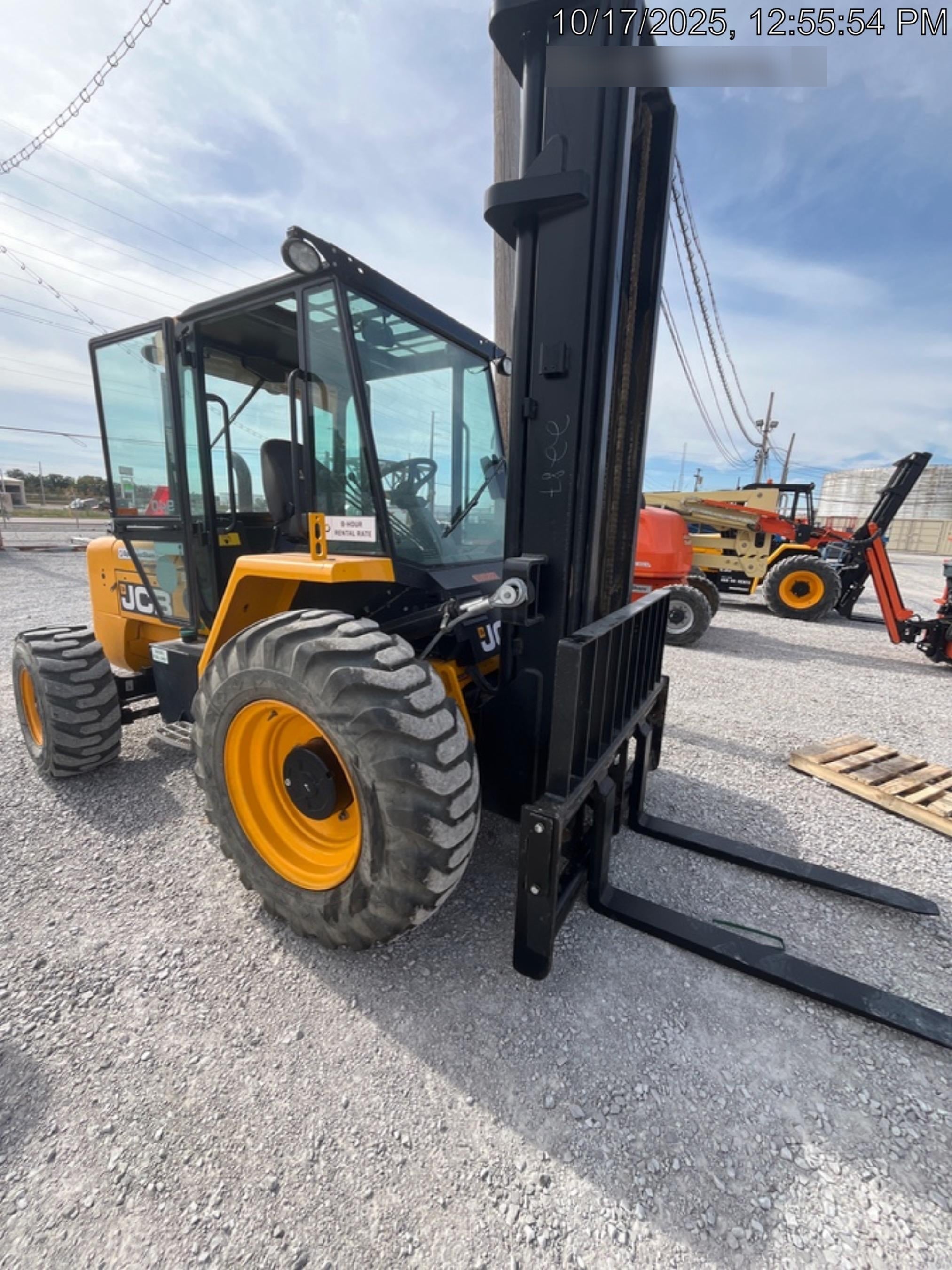 2023 JCB 940-4