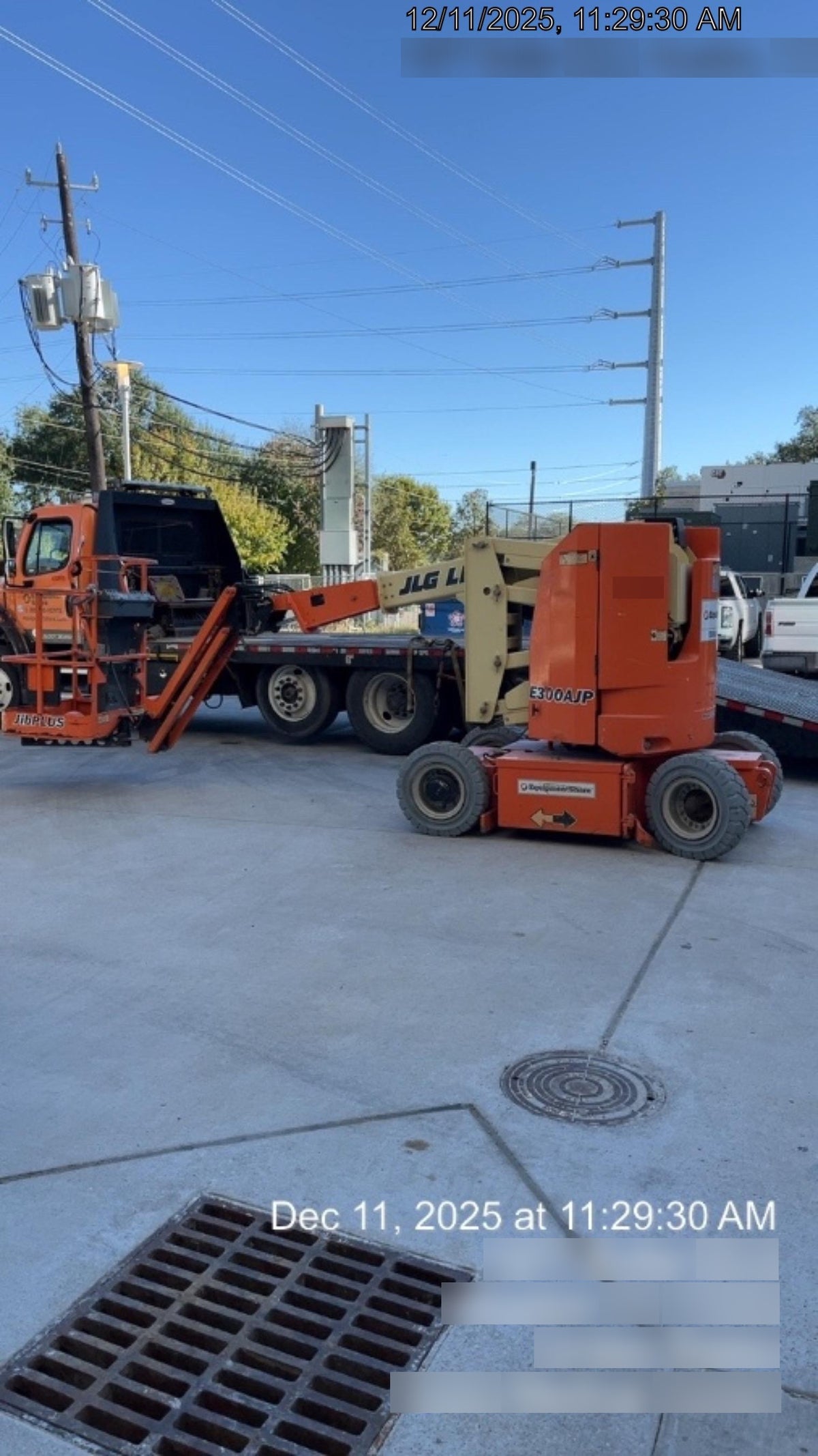 2019 JLG E300AJP