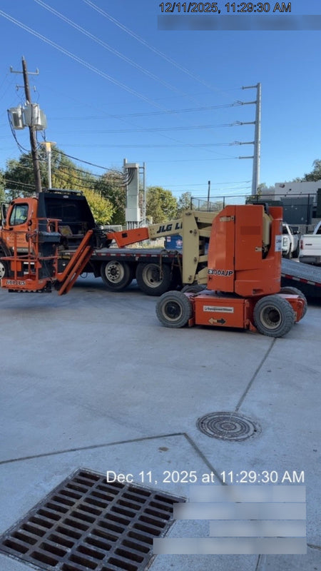 2019 JLG E300AJP