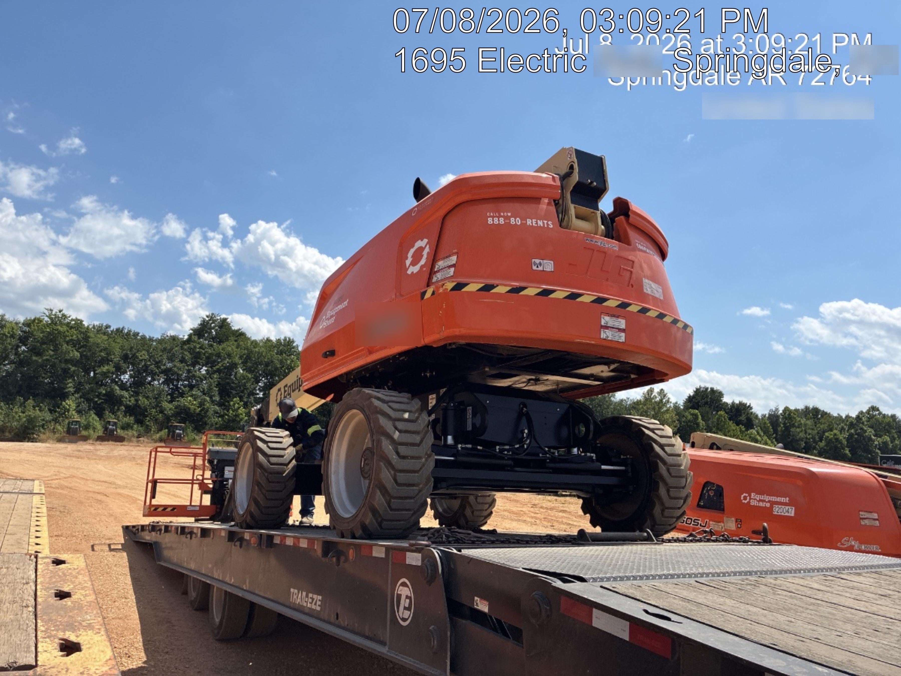 2025 JLG 660SJ