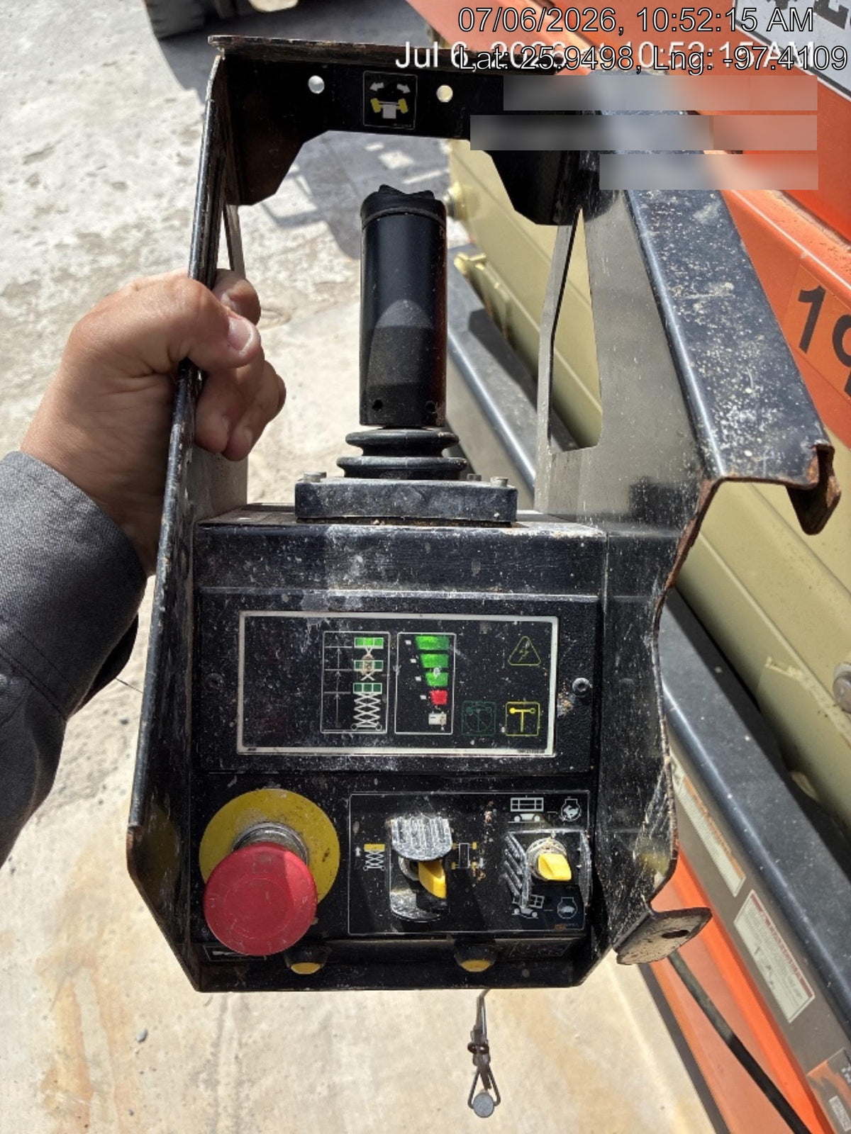 2021 JLG ES2632