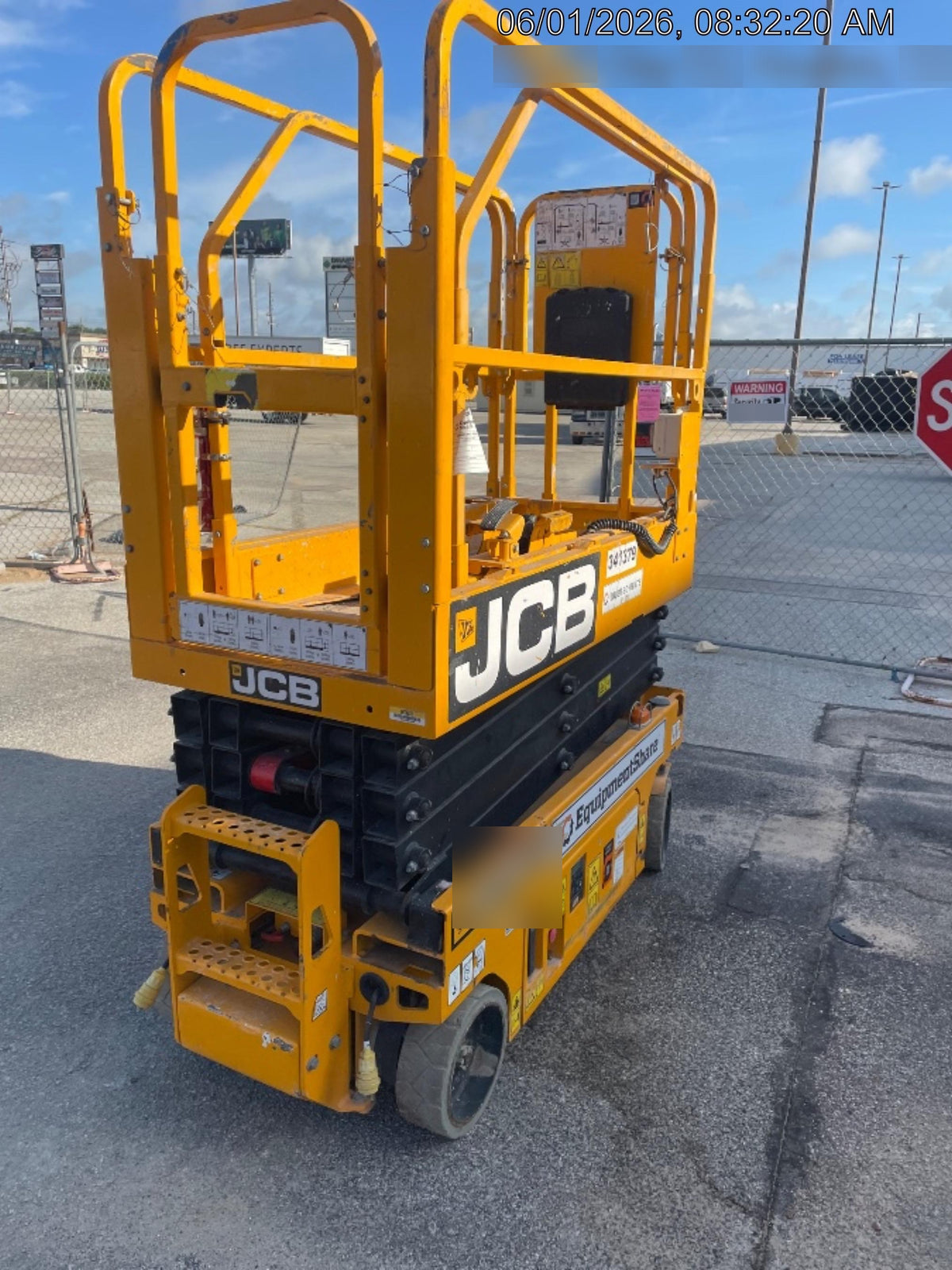 2023 JCB S1930E