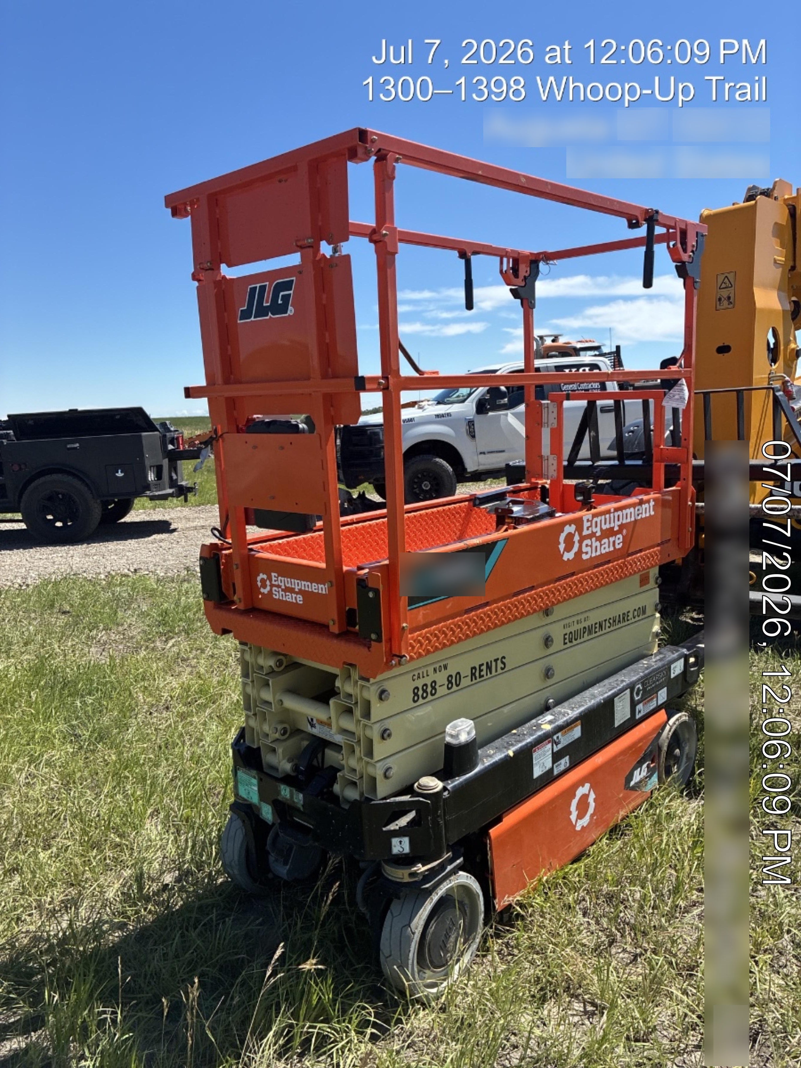 2025 JLG ES1932