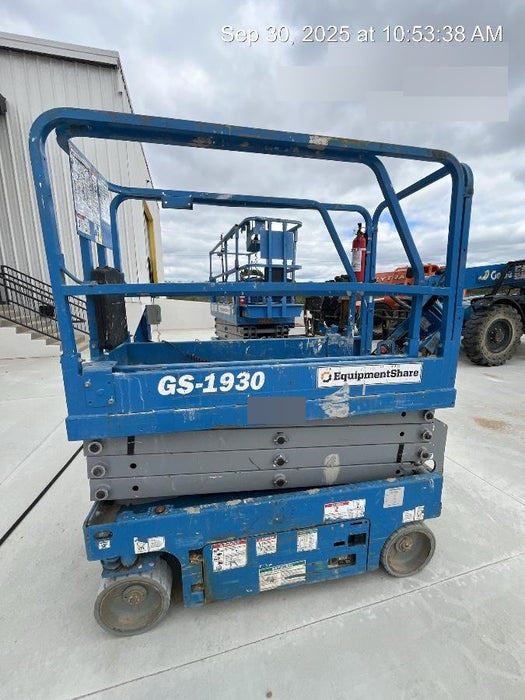 2020 Genie GS-1930 Fixed rails with chain entry gate - Pre A92.20