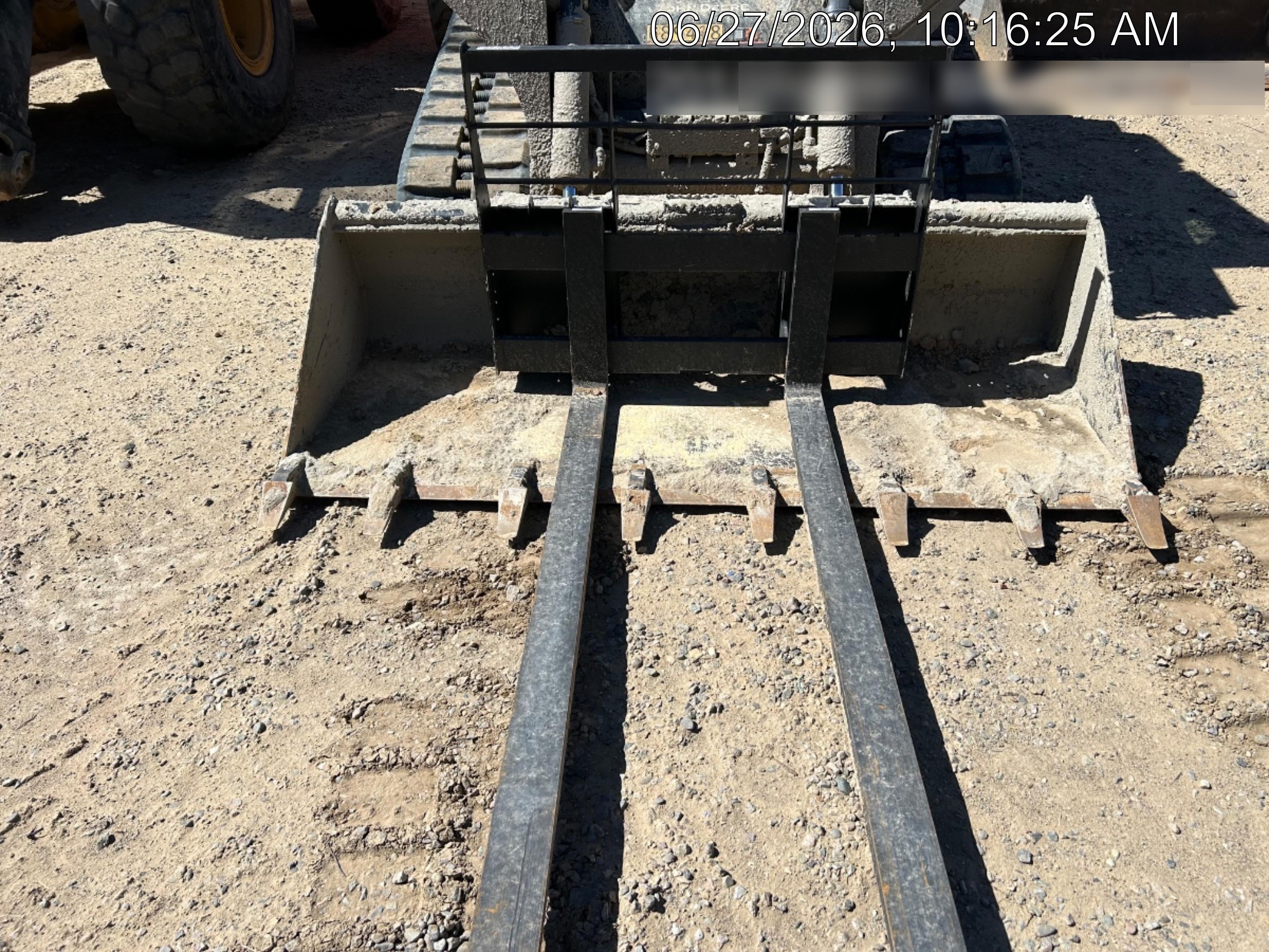 2026 ARROW MATERIAL HANDLING 72" Pallet Forks - Arrow