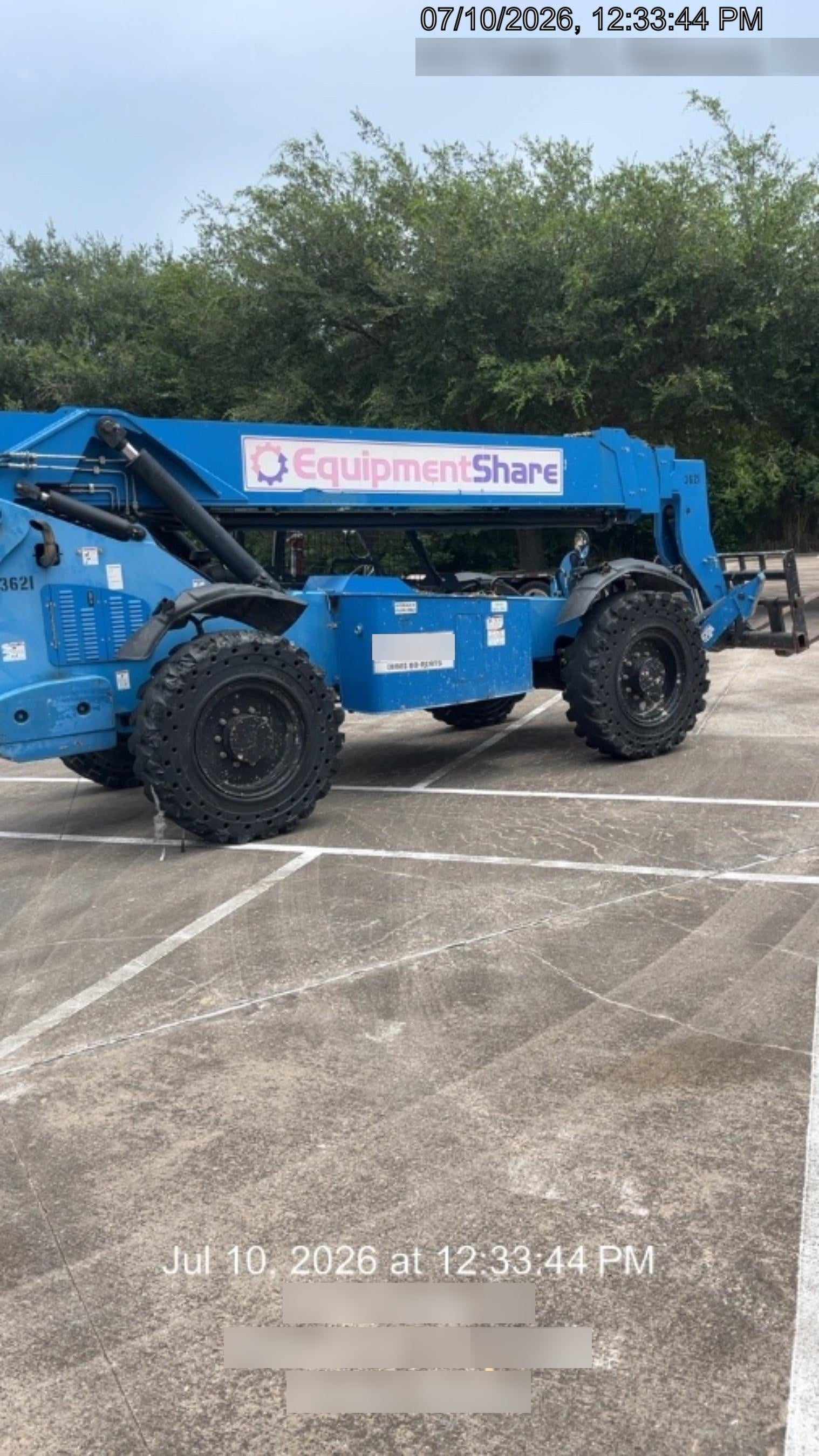 2017 Genie GTH-1056 Genie GTH1056, Solid Tires, 60" carriage, Light Kit, Open ROPS - SN GTH-10E-11914