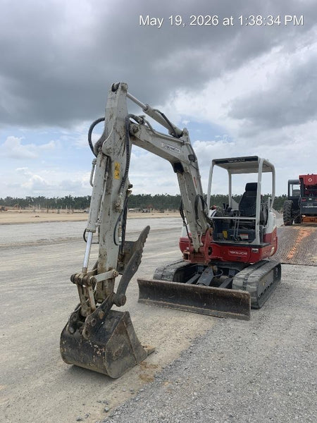 2022 TAKEUCHI TB250-2R